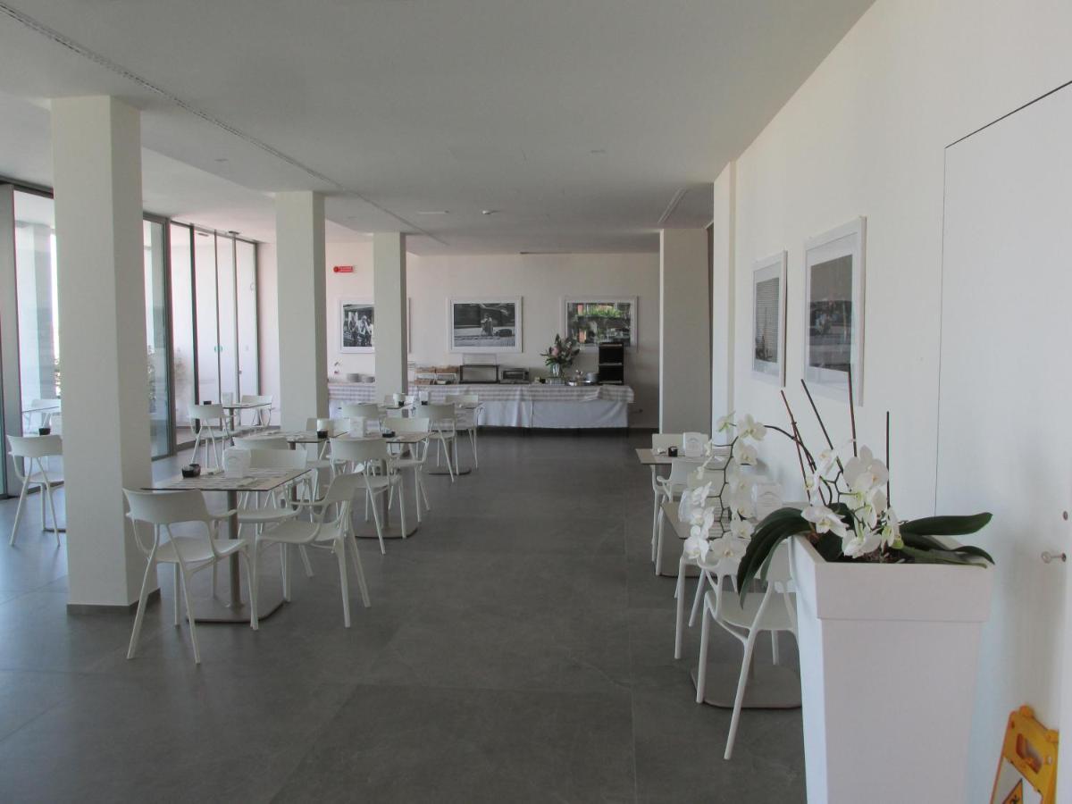 Hotel Cristallo Σενιγκάλια Εξωτερικό φωτογραφία
