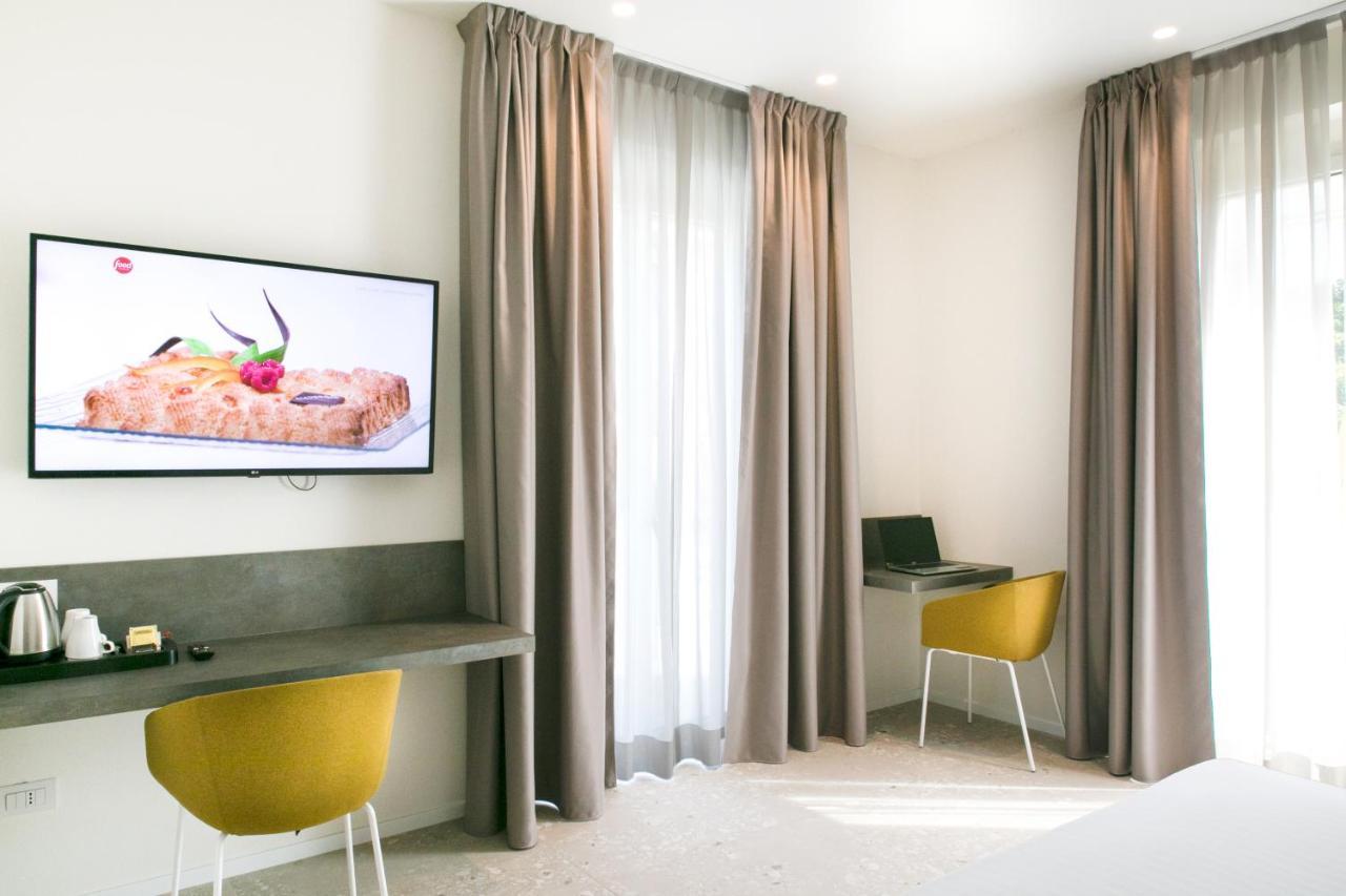 Hotel Cristallo Σενιγκάλια Εξωτερικό φωτογραφία