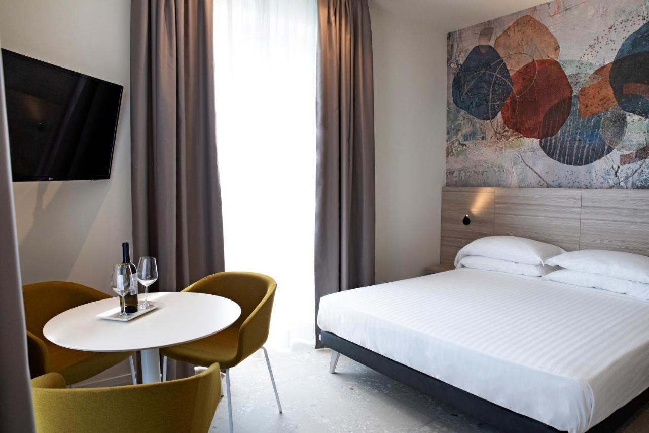Hotel Cristallo Σενιγκάλια Εξωτερικό φωτογραφία