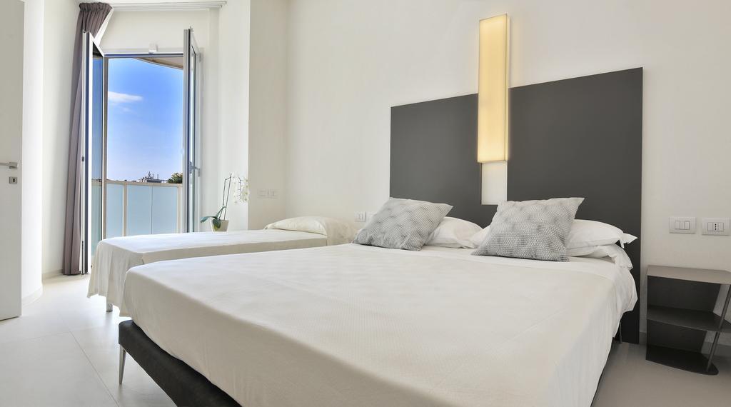 Hotel Cristallo Σενιγκάλια Δωμάτιο φωτογραφία