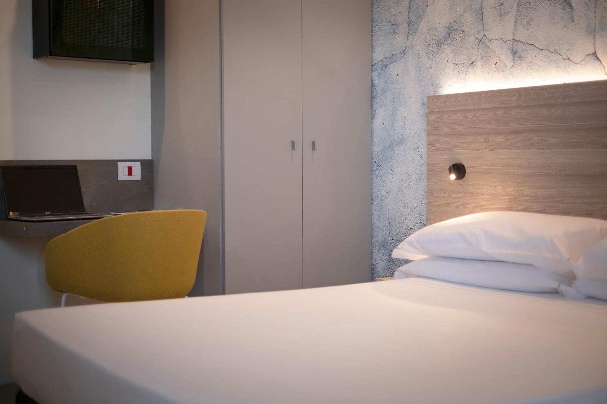 Hotel Cristallo Σενιγκάλια Εξωτερικό φωτογραφία
