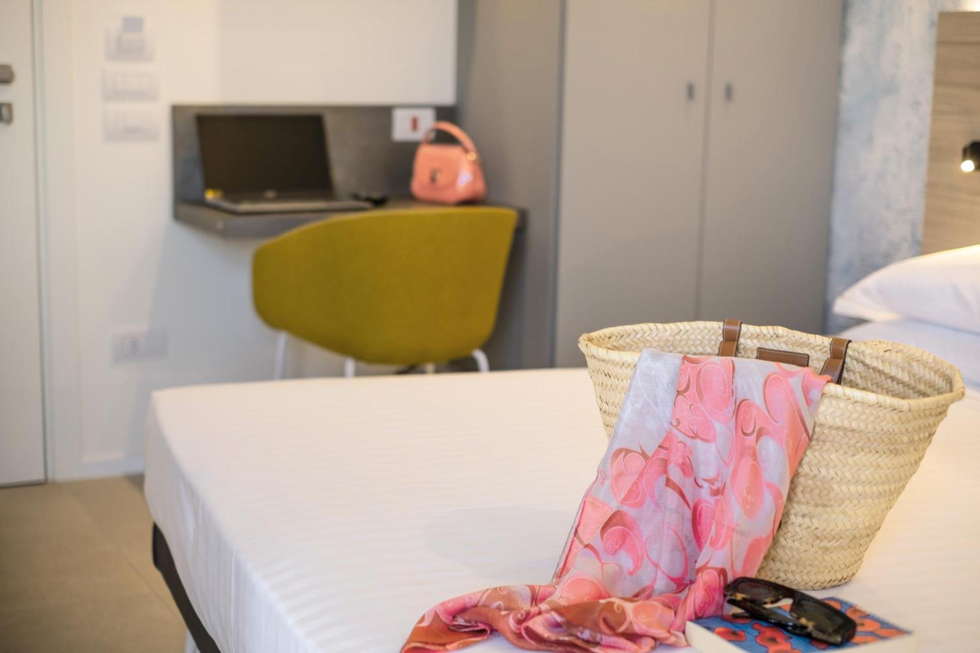 Hotel Cristallo Σενιγκάλια Εξωτερικό φωτογραφία