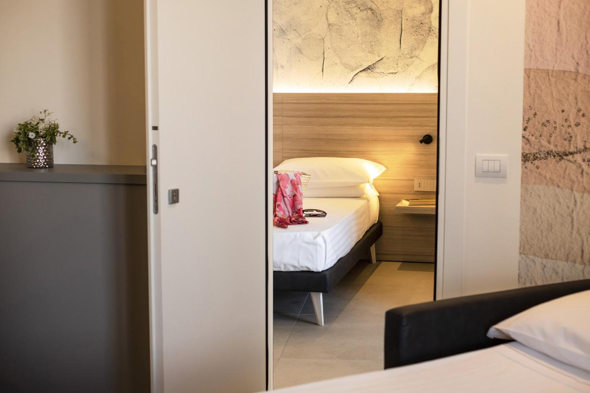 Hotel Cristallo Σενιγκάλια Εξωτερικό φωτογραφία