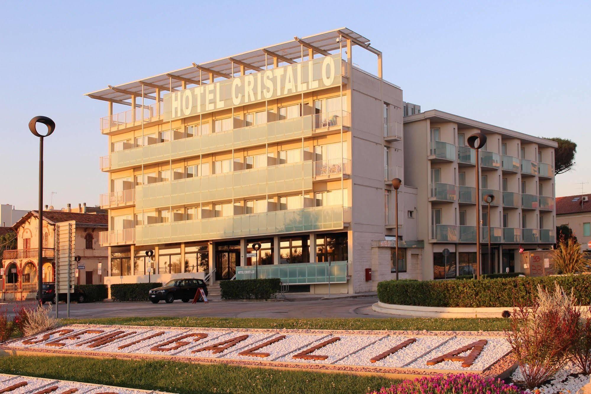 Hotel Cristallo Σενιγκάλια Εξωτερικό φωτογραφία